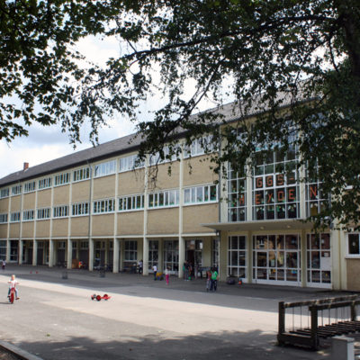 Schulgebäude